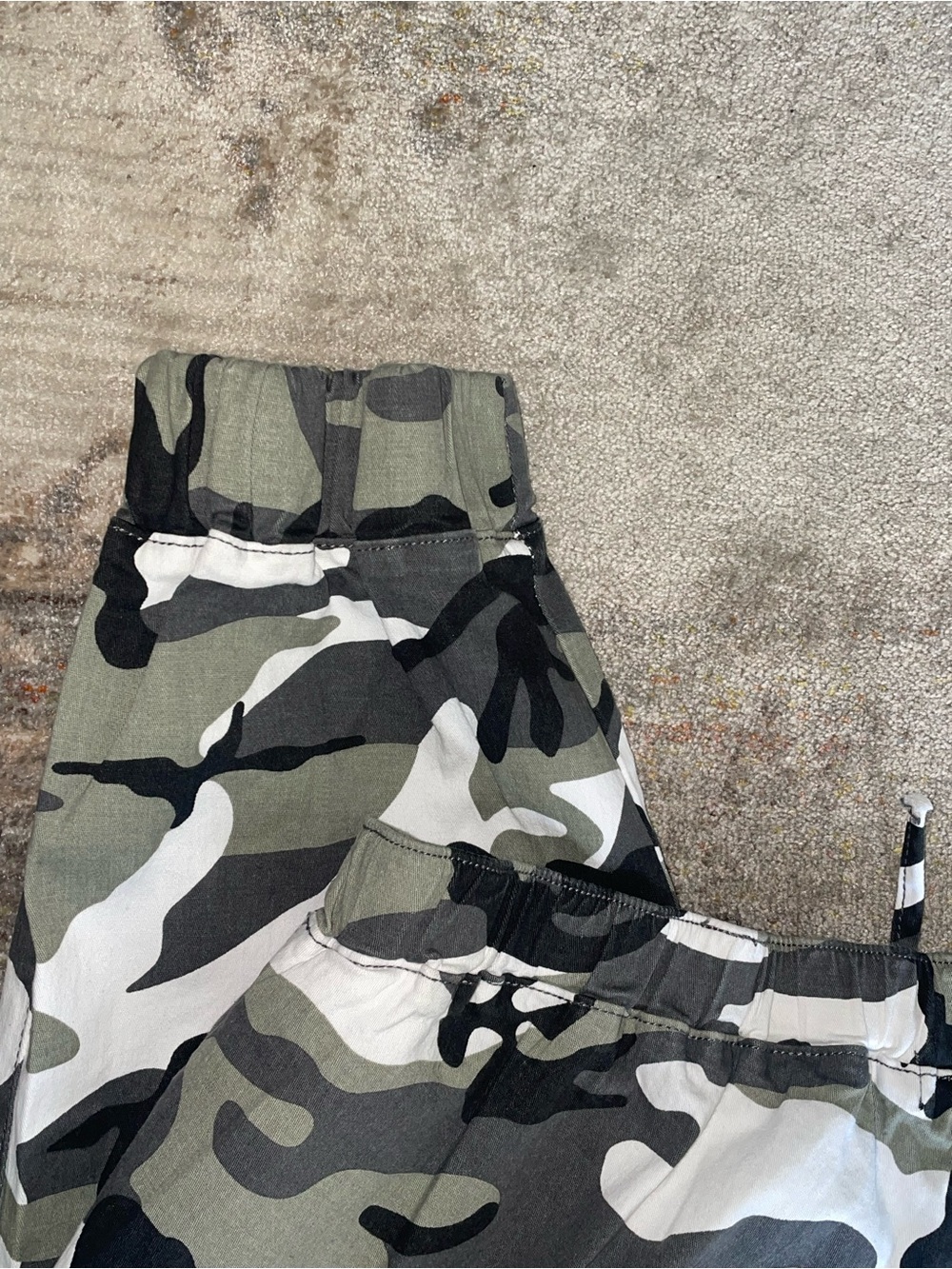 Almost Famous Women Camo Joggers - Gray & Green 3x plus Size 3x - Picture 7 of 9